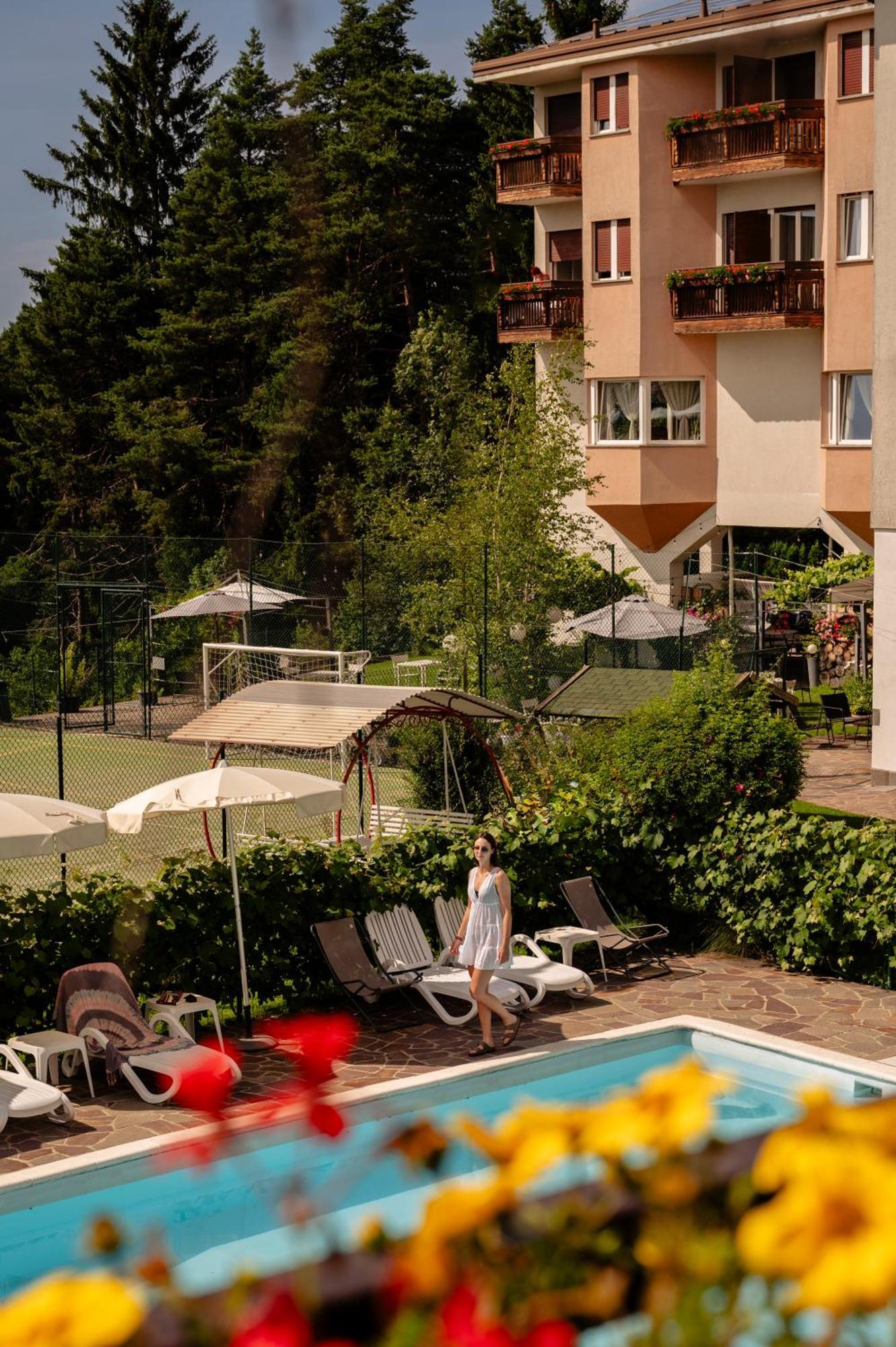 Hotel Scoiattolo Baselga di Pinè Dış mekan fotoğraf